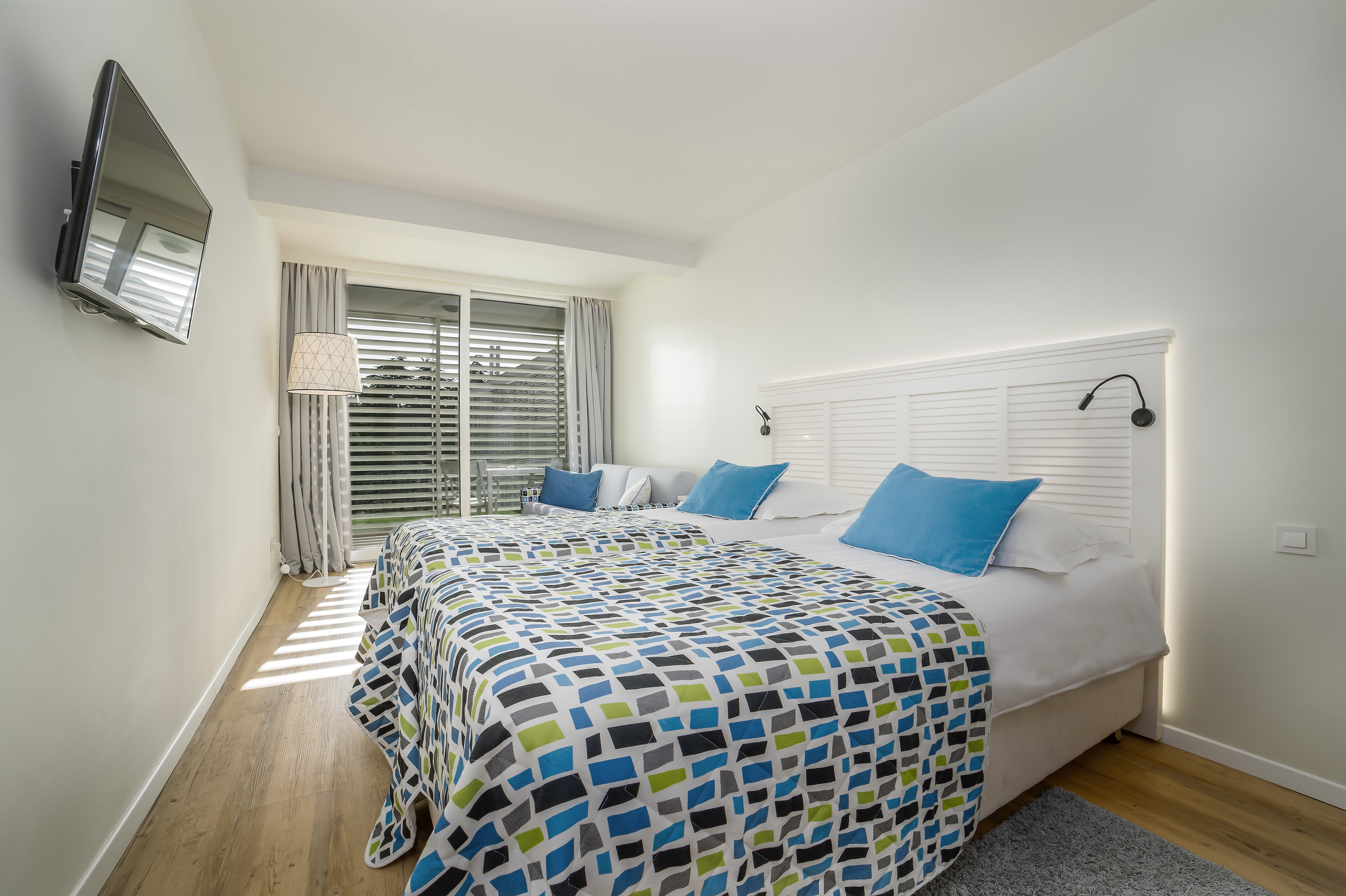 Room, Double or Twin Bed, Sea View, French Balcony