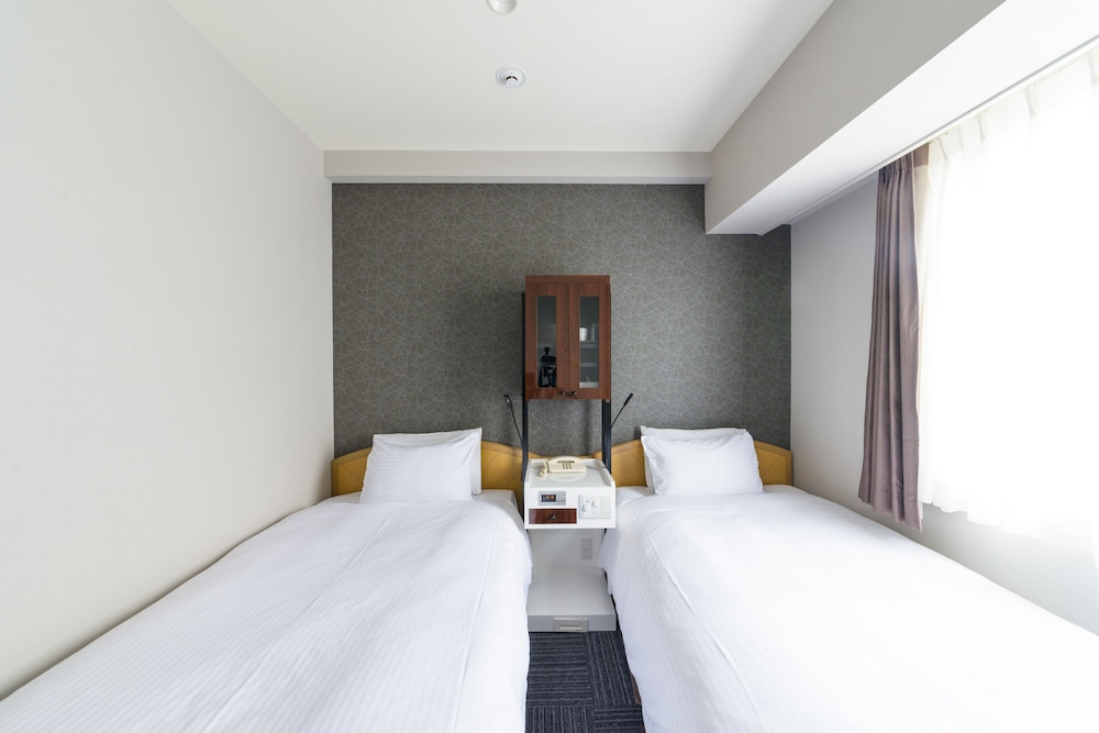 Surestay Plus Hotel By Best Western Shin-Osaka 24/45