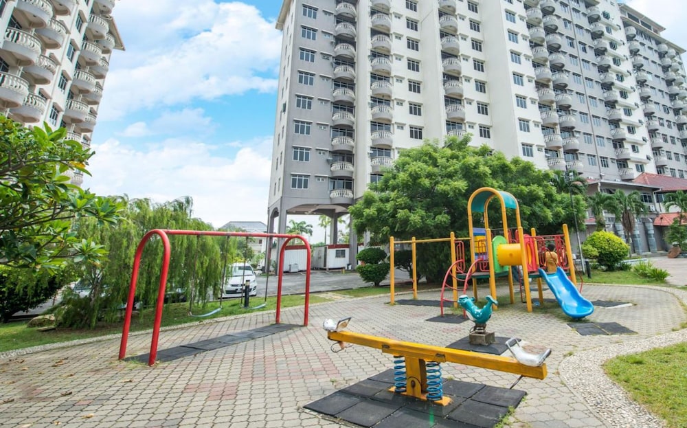 Glory Beach Resort 62/68