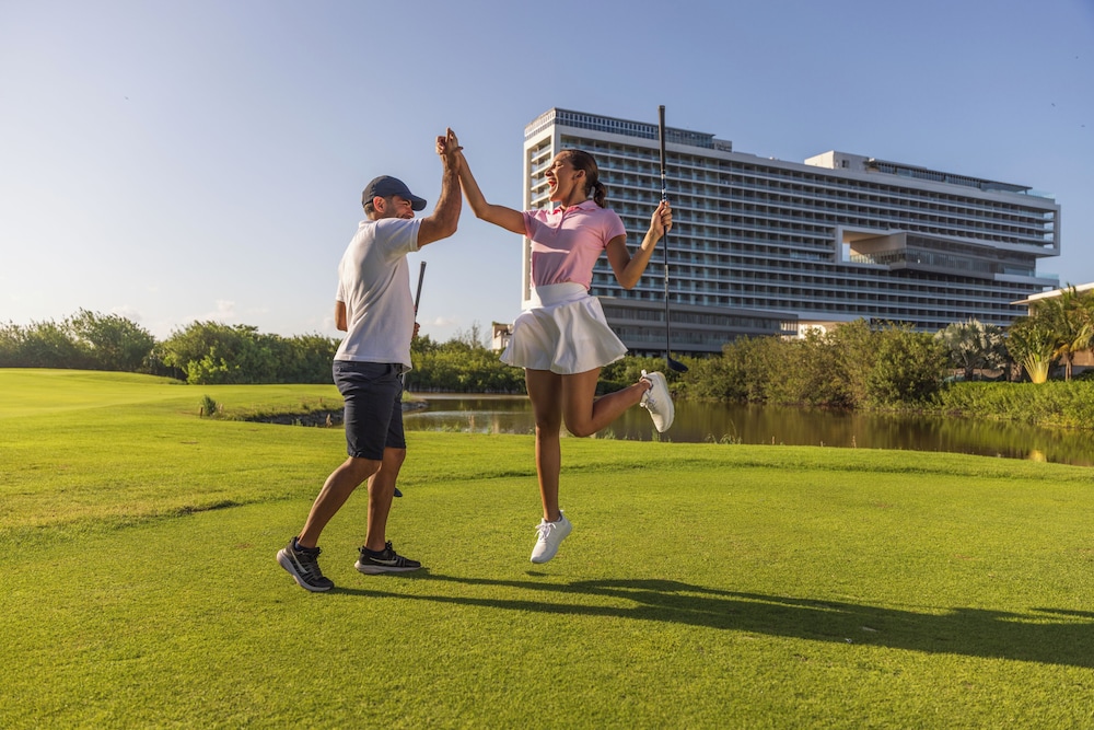 Dreams Vista Cancun Golf and Spa Resort 40/67