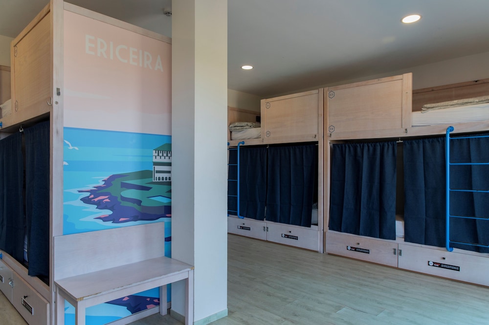 WOT Ericeira Surf Social 24/50