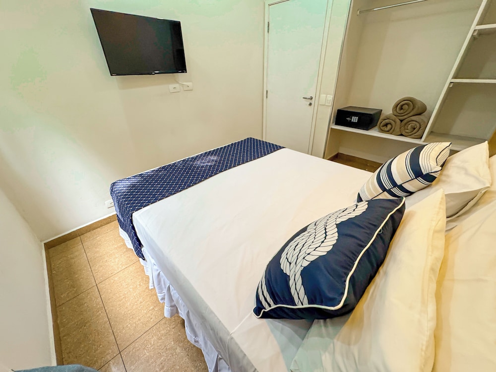 Nacional Inn Guaruja 24/56