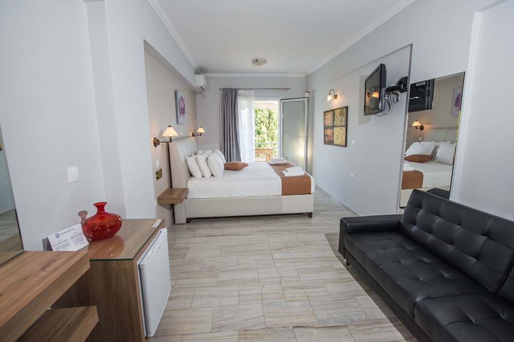 ALIKI HOTEL 53/76