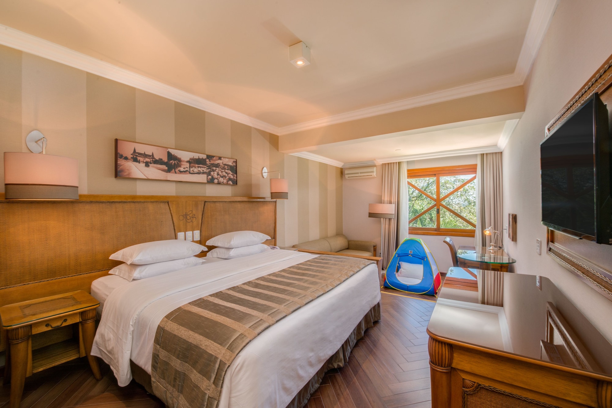 rooms