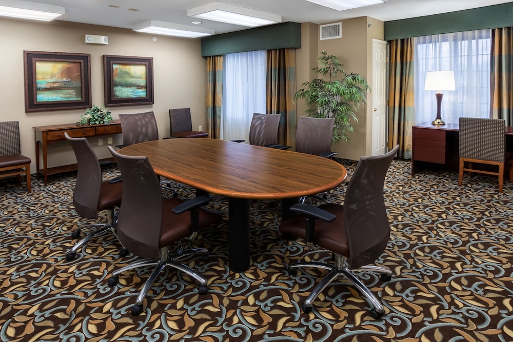 Aspen Suites - Rochester 34/37