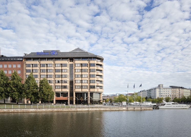 Hilton Helsinki Strand 35/36