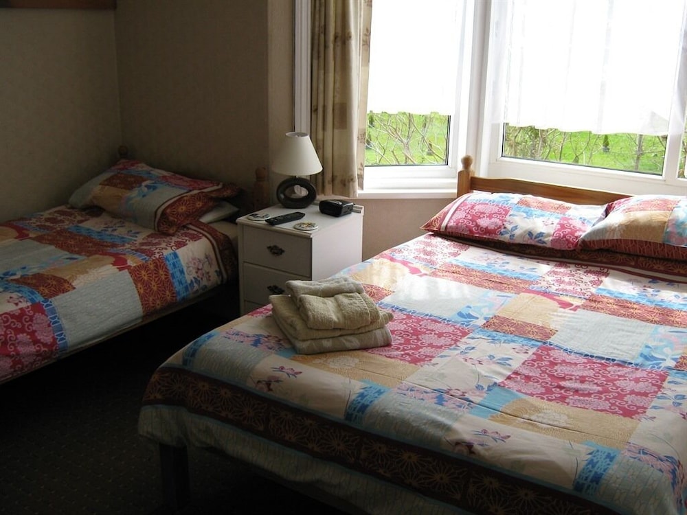 The Jacaranda Hotel 18/28