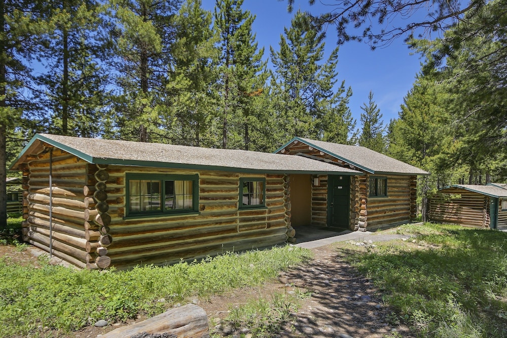 Colter Bay Village 43/47