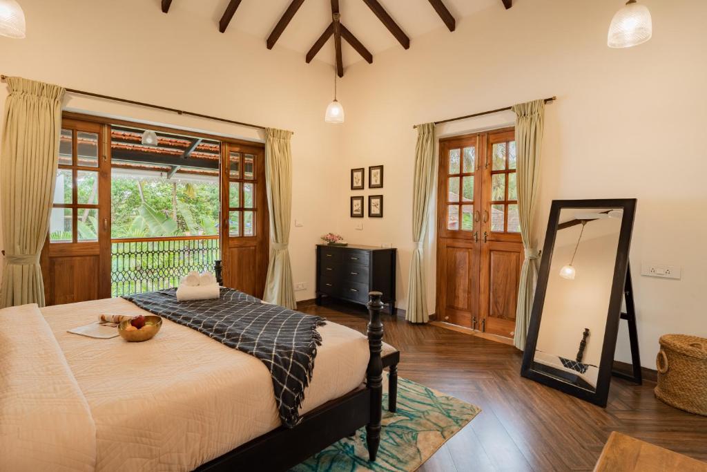 Elivaas Celest - 4 BHK Villa with private pool, Arpora 17/59