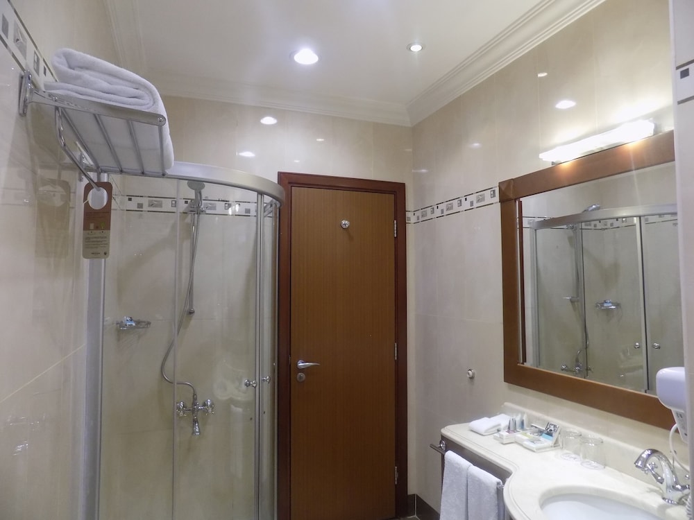 فندق كورب كورنيش الخبر(Corp Al Khobar Corniche Hotel) 14/57