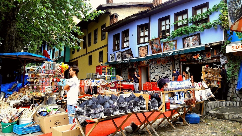Guner Hotel 35/42