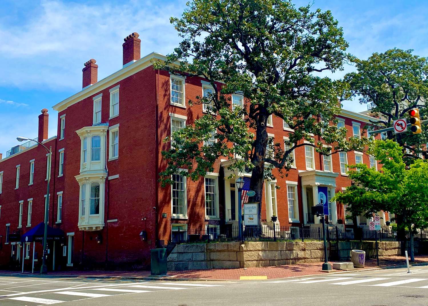 Linden Row Inn 14/15