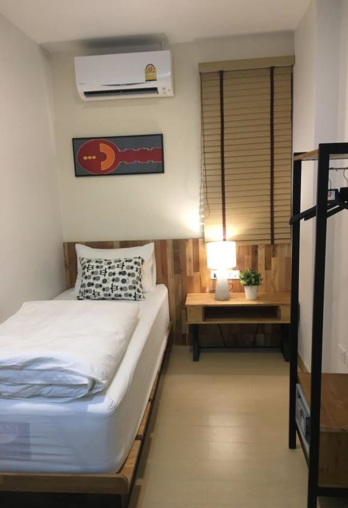 Bangkok Saran Poshtel 15/64