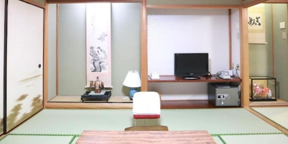 Takao Kanko Hotel 42/50