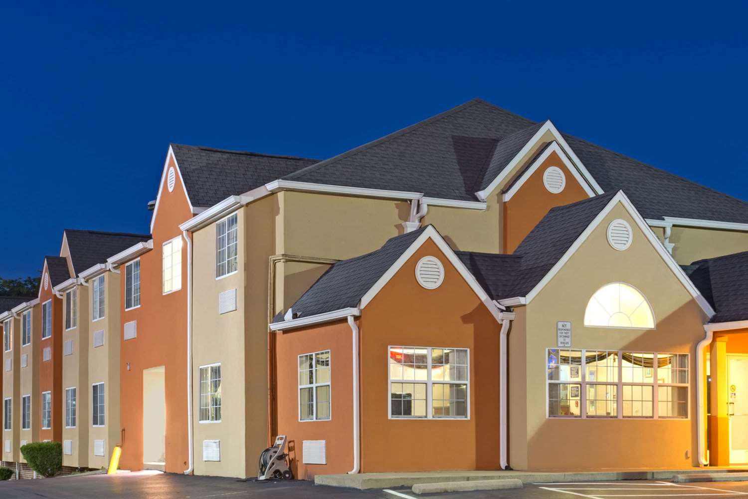 Microtel Inn & Suites by Wyndham Murfreesboro 2/24