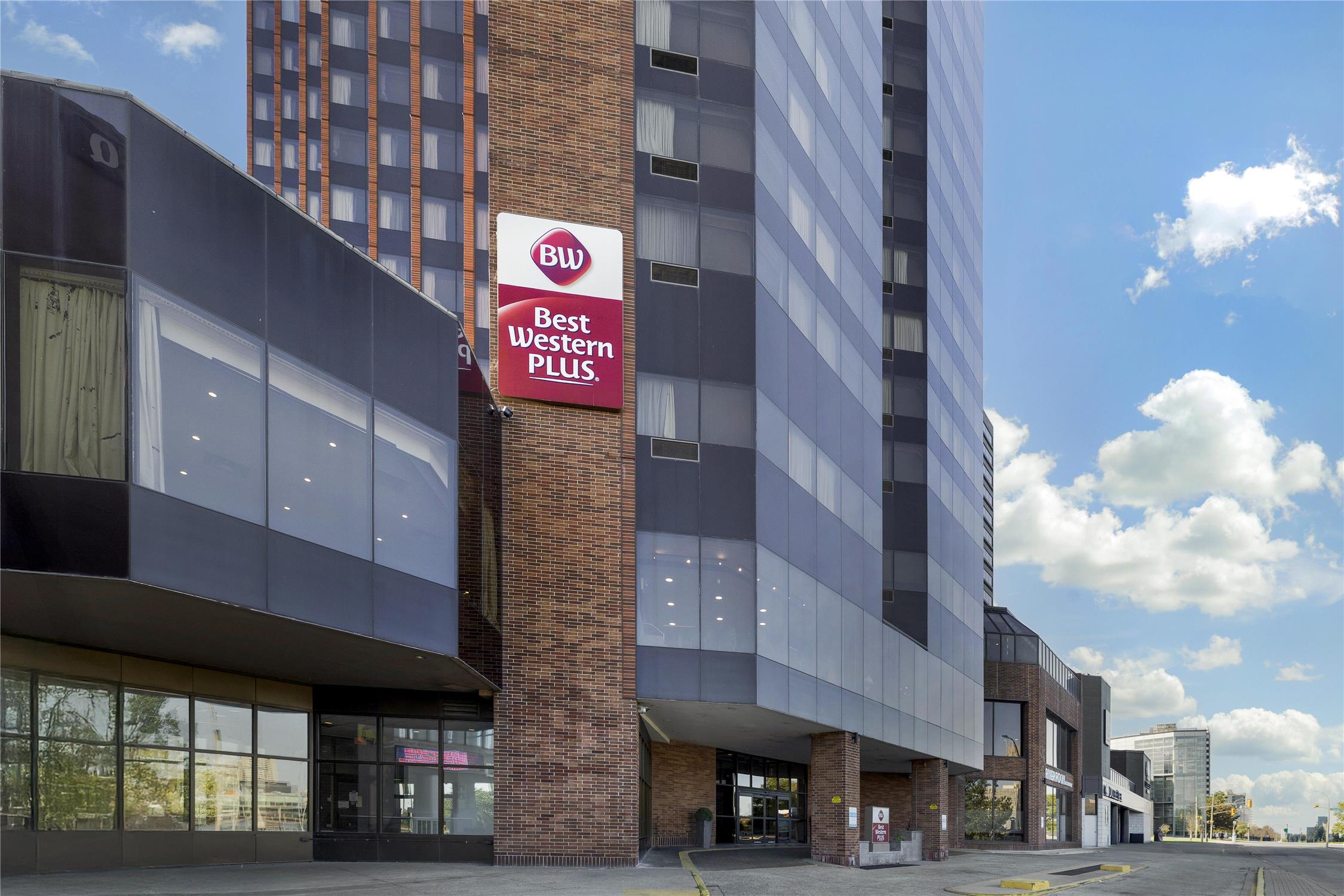 Best Western Plus Waterfront Hotel 6/63
