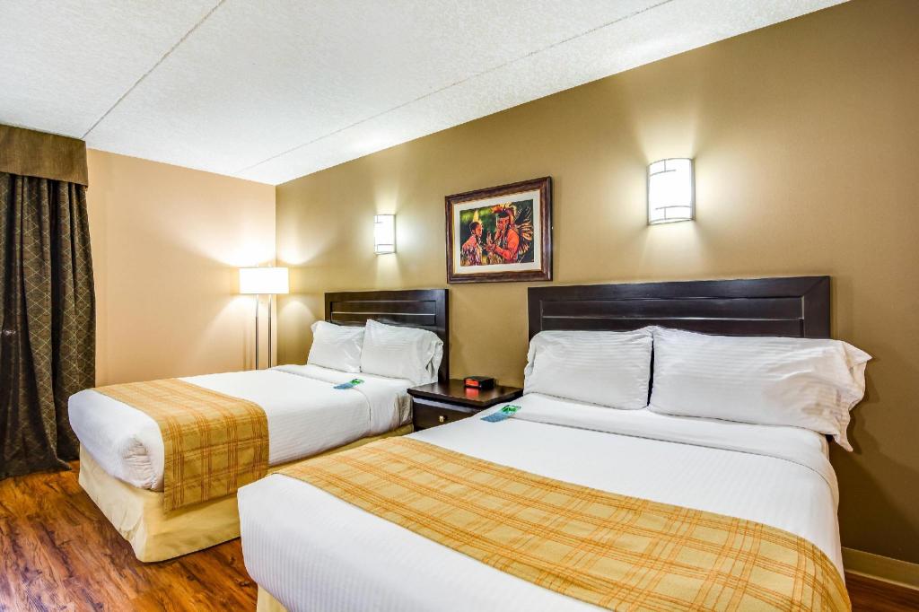 Upgrade, Efficiency, 2 Queen Beds