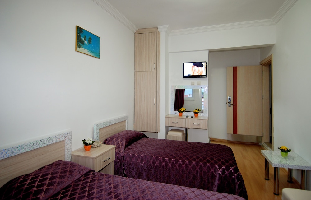 Lara Diamond Hotel 31/47