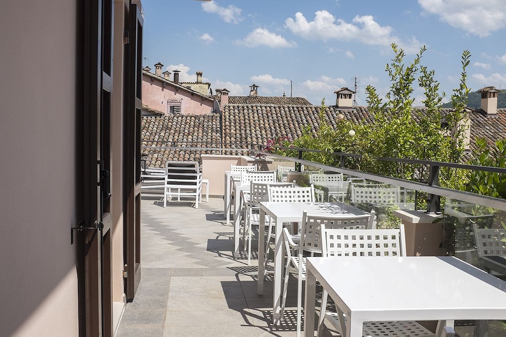 Albergo La Rocca 35/50