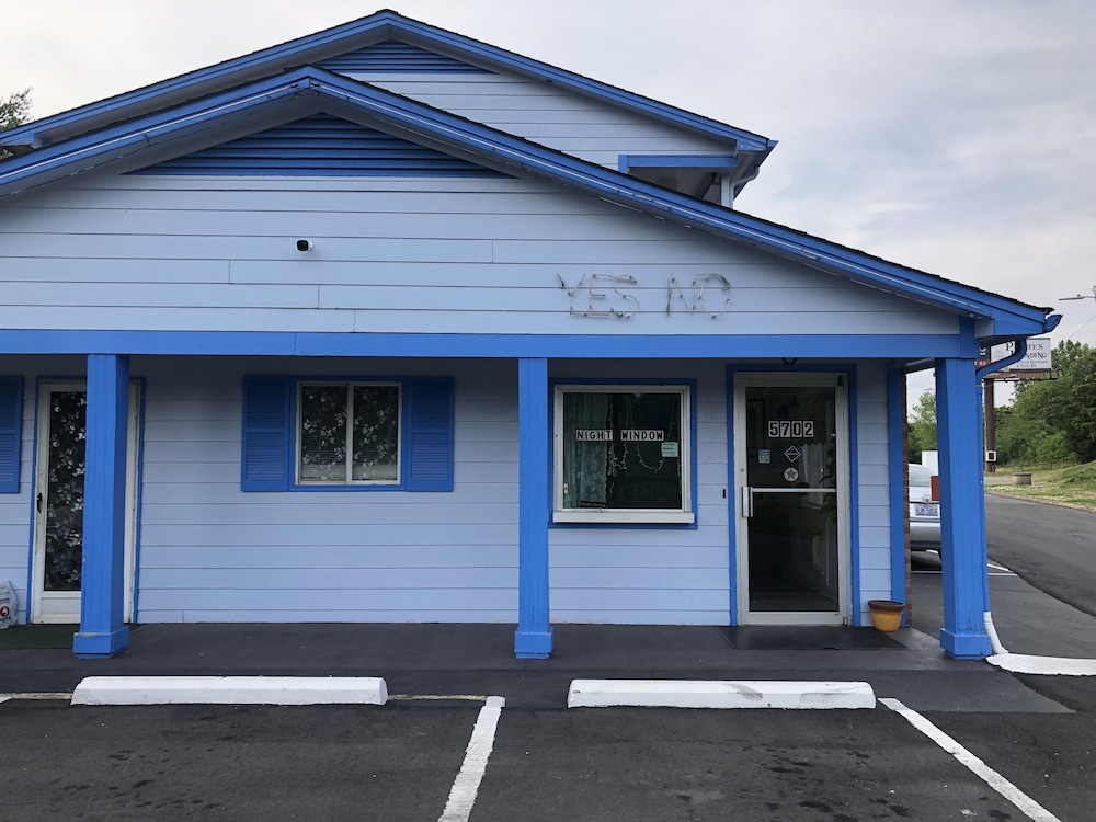 Americas Best Value Inn Jonesville 1/20