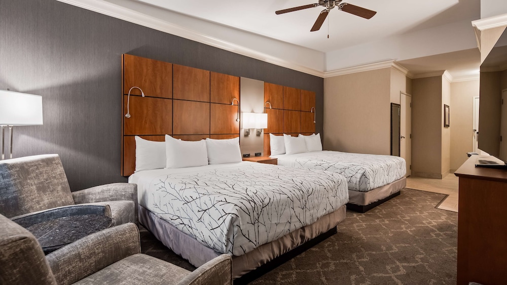 Best Western Plus Silver Saddle Inn 14/43