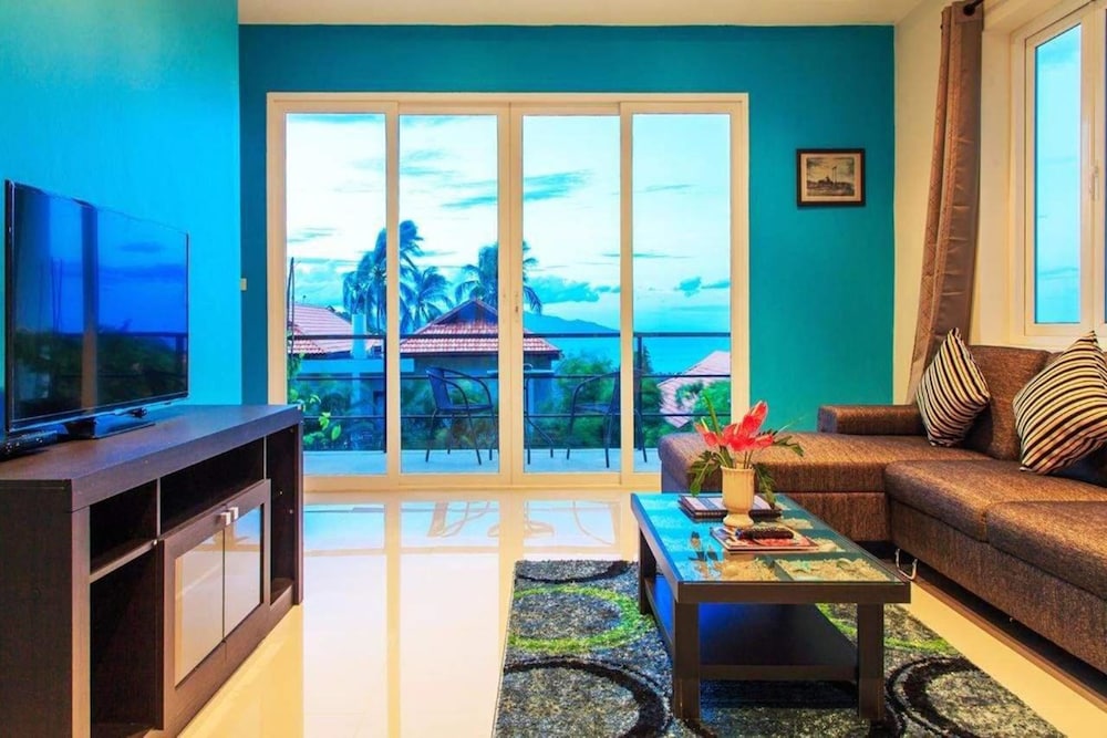 Tropica Villa Resort 10/16