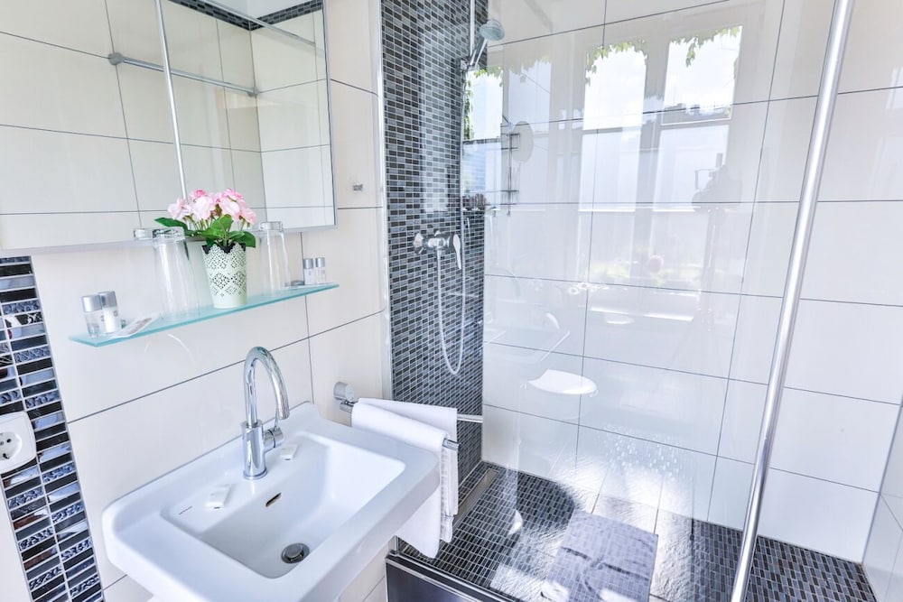 Hotel zum Goldenen Lowen Baden-Baden 22/27