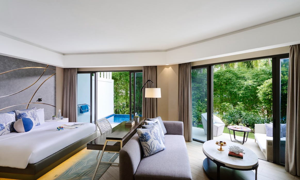 GARDEN ROOM WITH POOL PREMIER