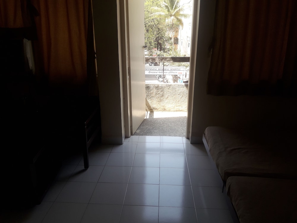 Maurya Residency 16/27