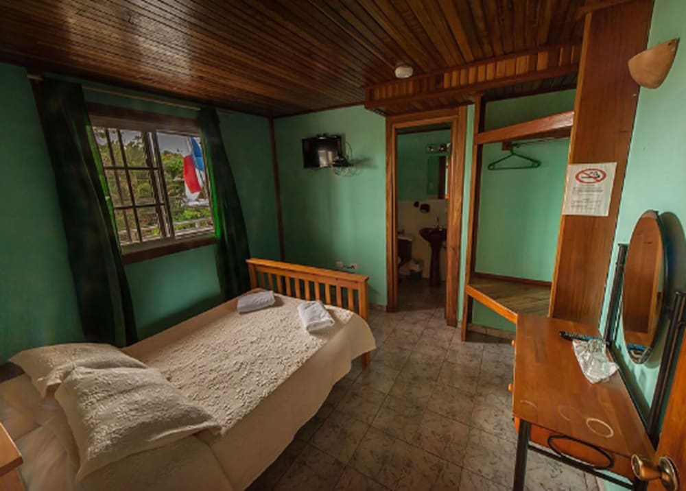 Hotel Posada Los Delfines 11/30