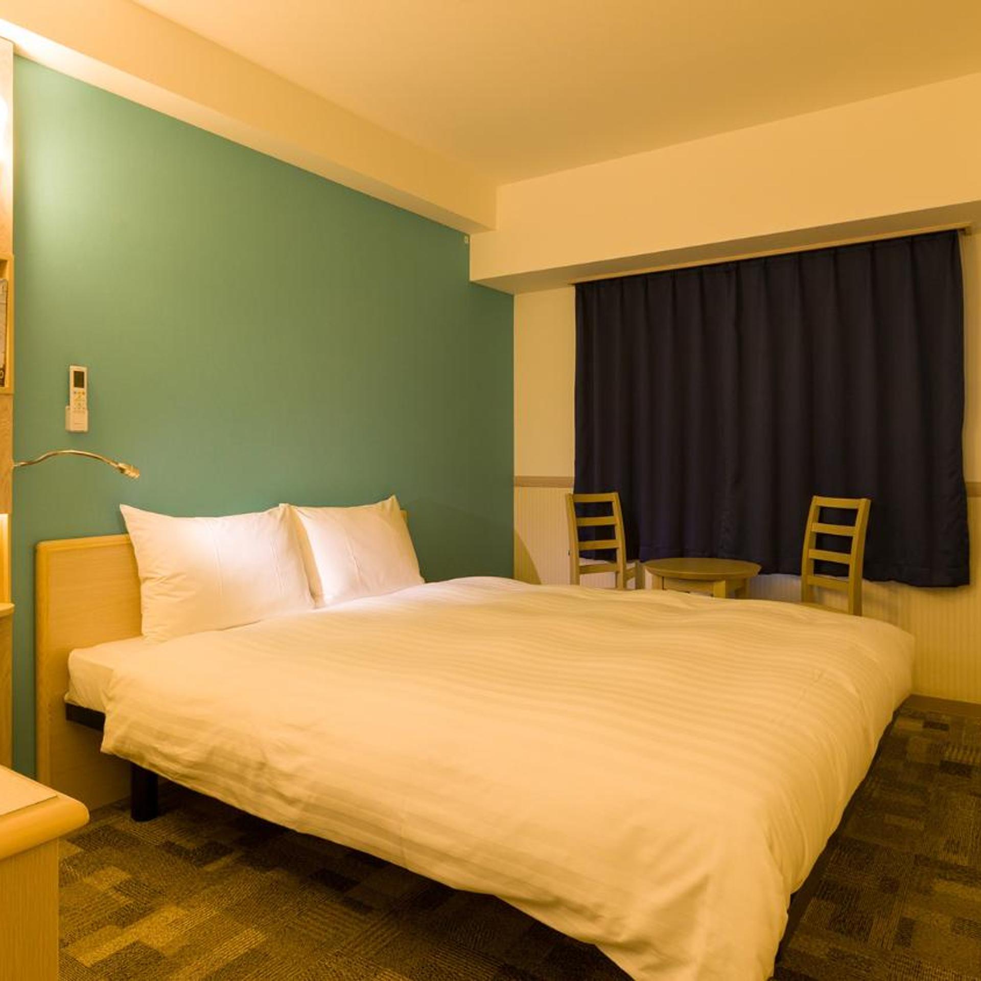 غرفة بسرير كوين، Toyoko Inn Shiki eki Higashi guchi 5/6