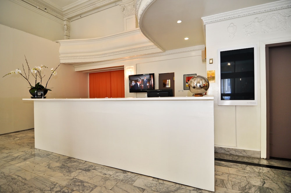 Lobby at HOTEL JULIAN, SAN FRANCISCO - CA