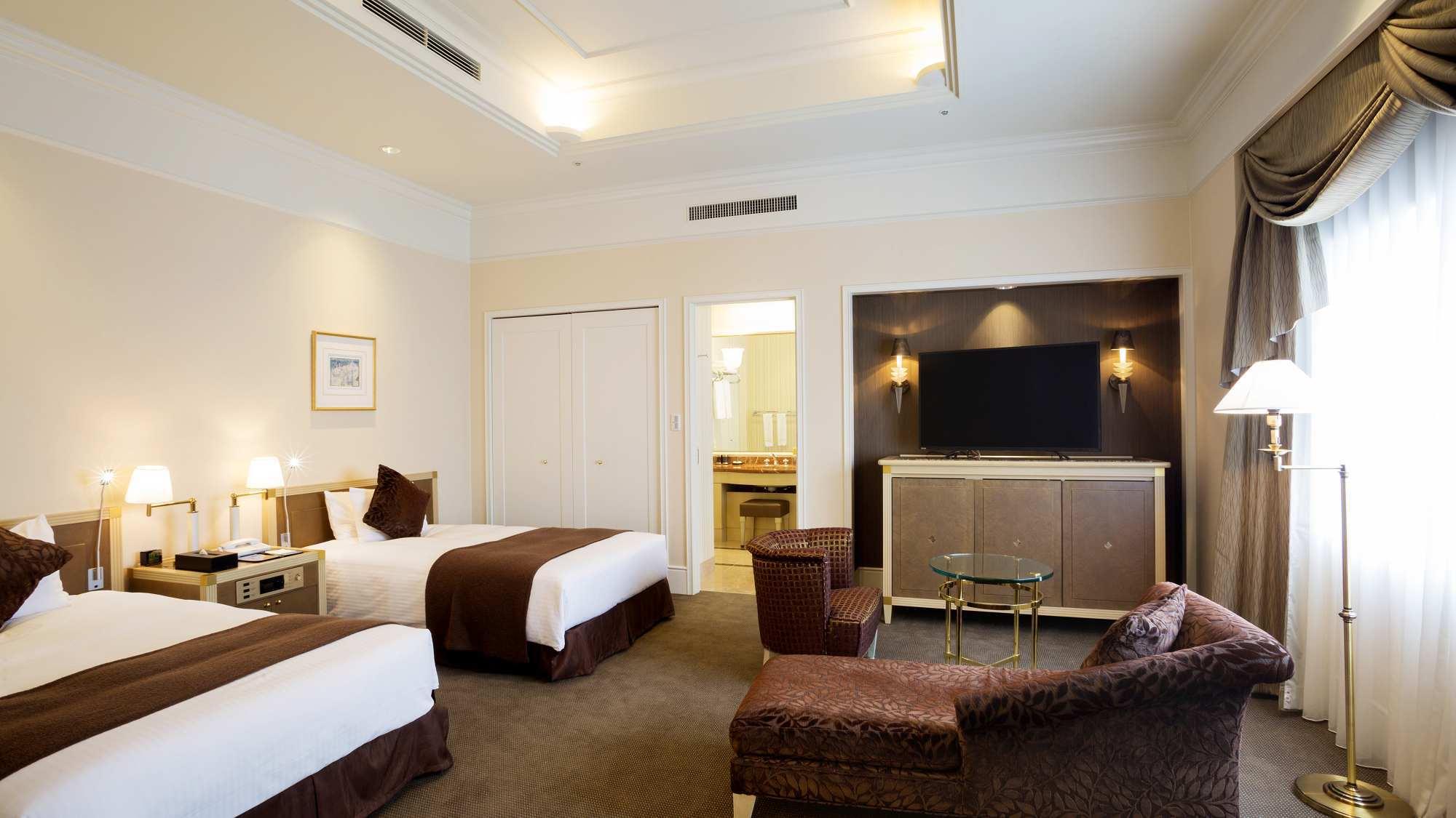 Premier, Suite, Scenic View