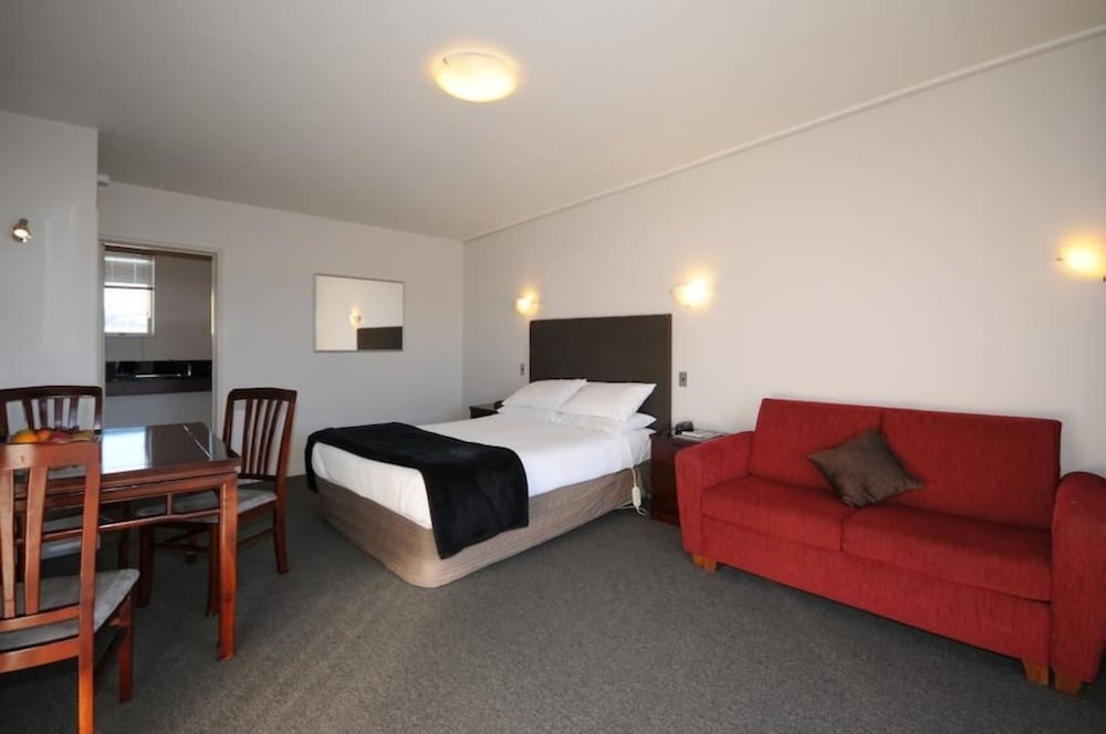 City Central Motel Apartments 5/28