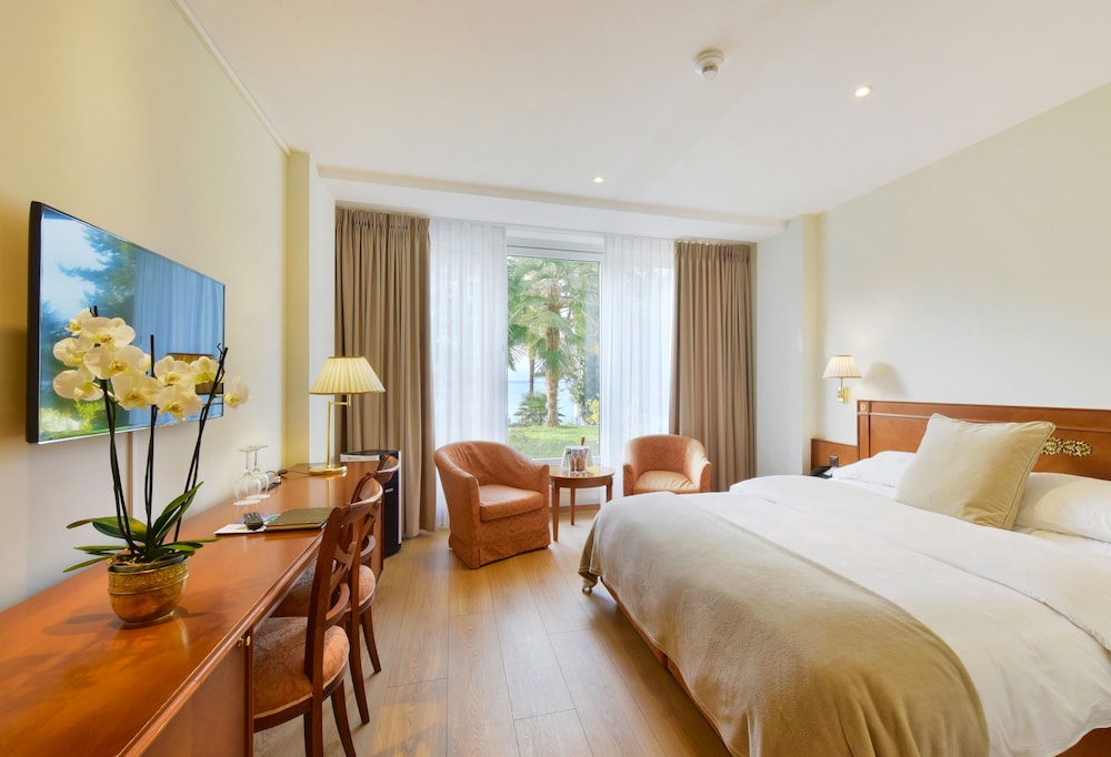 GOLF HOTEL RENE CAPT 14/67