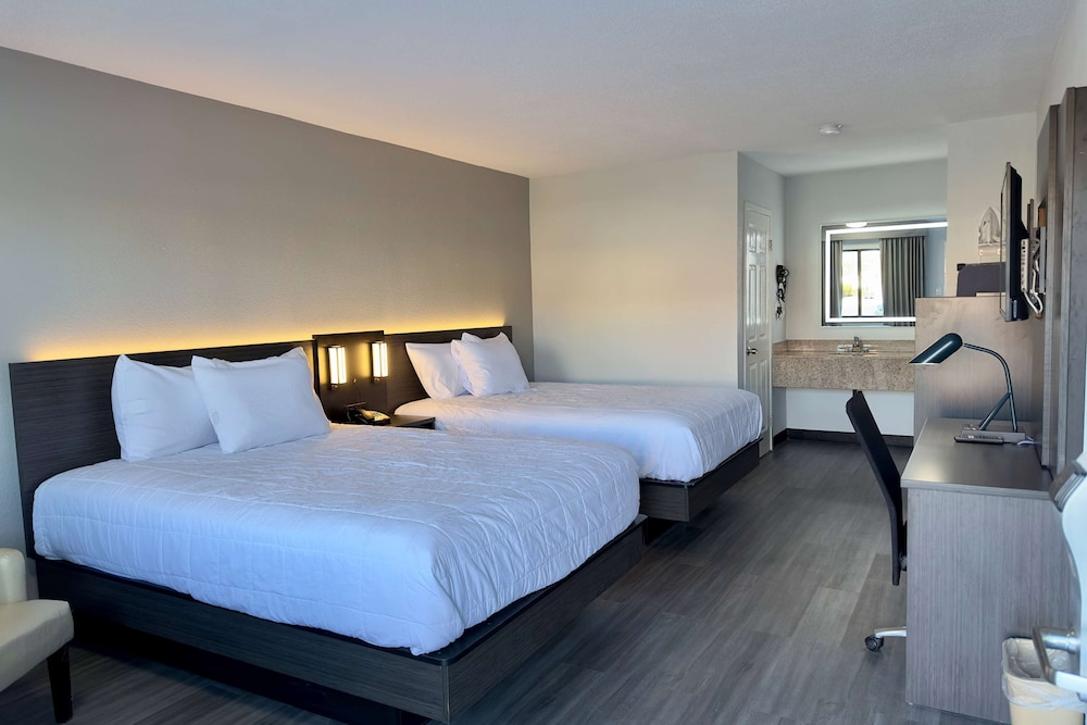 Baymont by Wyndham Rock Hill 19/52