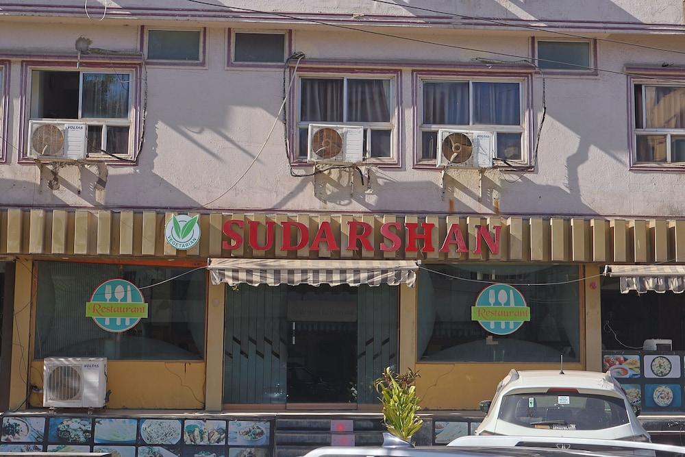 HOTEL SUDARSHAN PALACE 2/48
