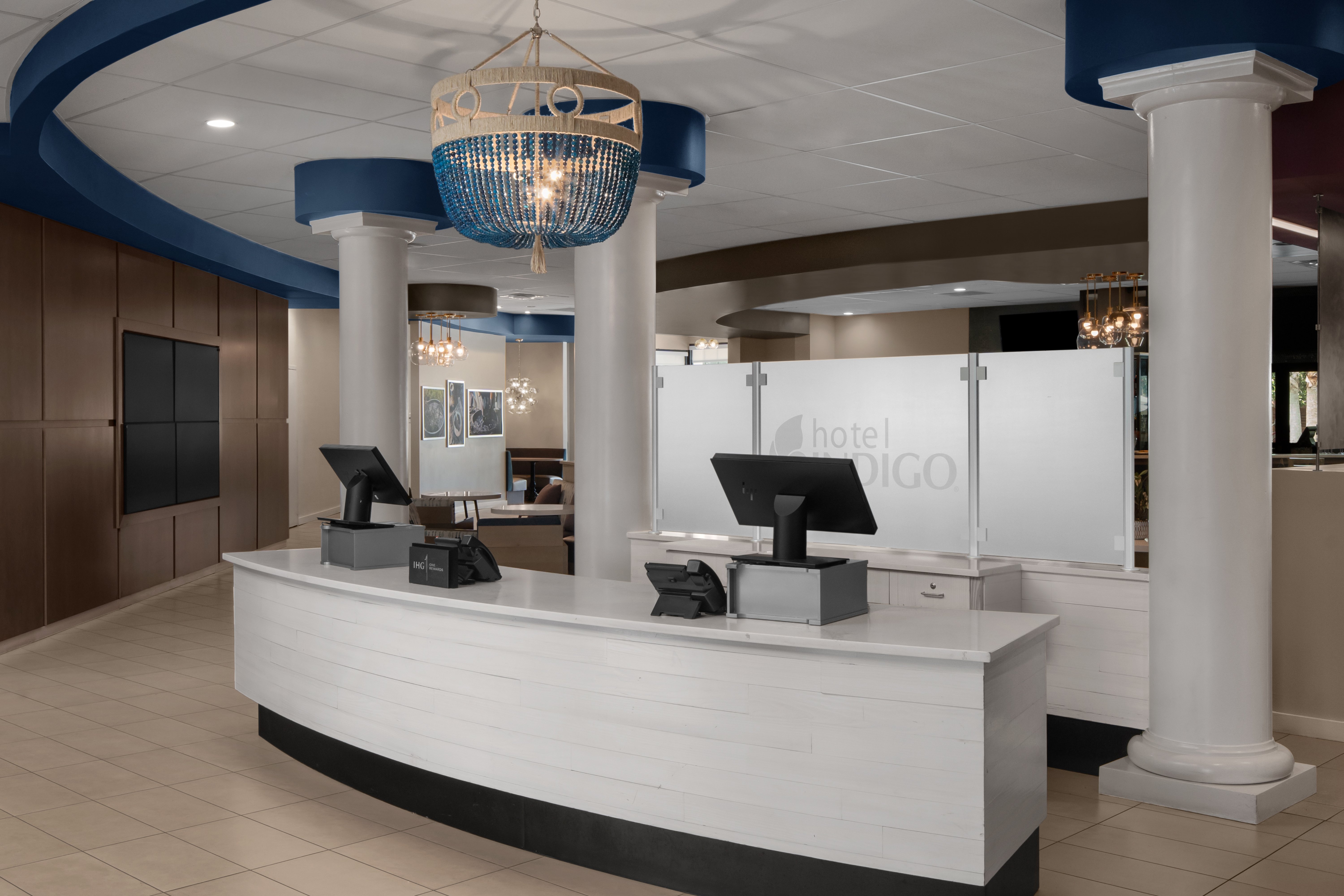 Hotel Indigo Mount Pleasant 11/76