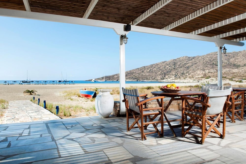 Dimitris Rooms 22/33