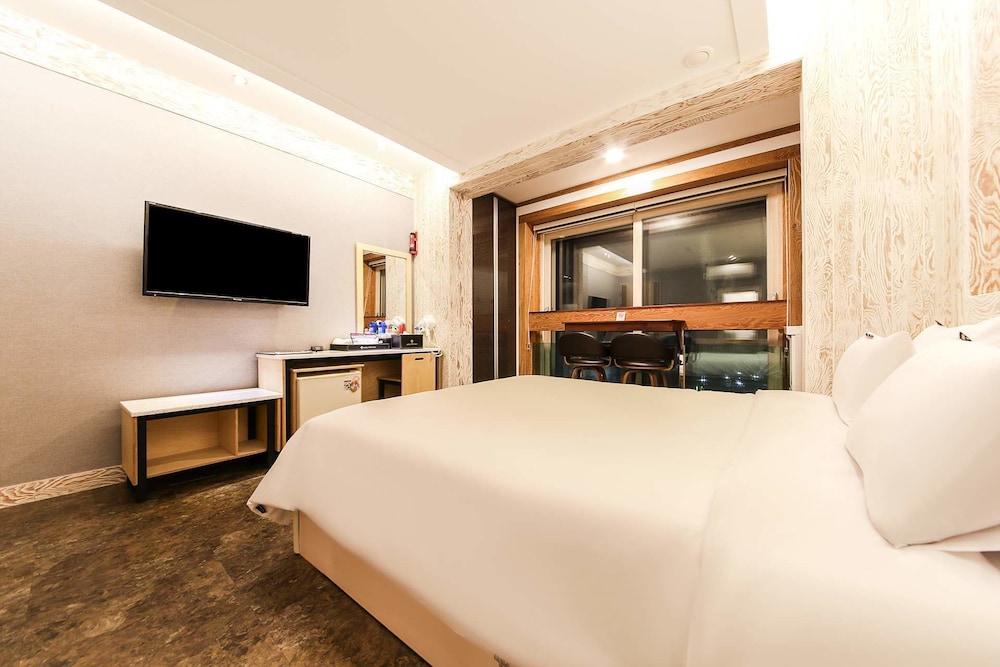 Hotel Tops Ville 15/43