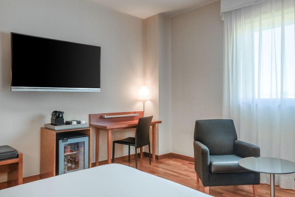 AC Hotel Alcala de Henares by Marriott 37/50