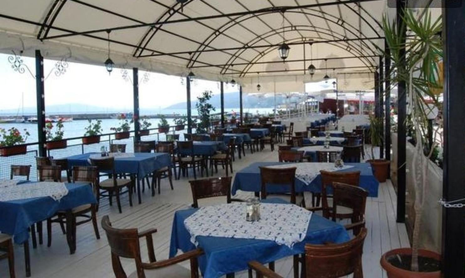 LOTOS HOTEL 42/61