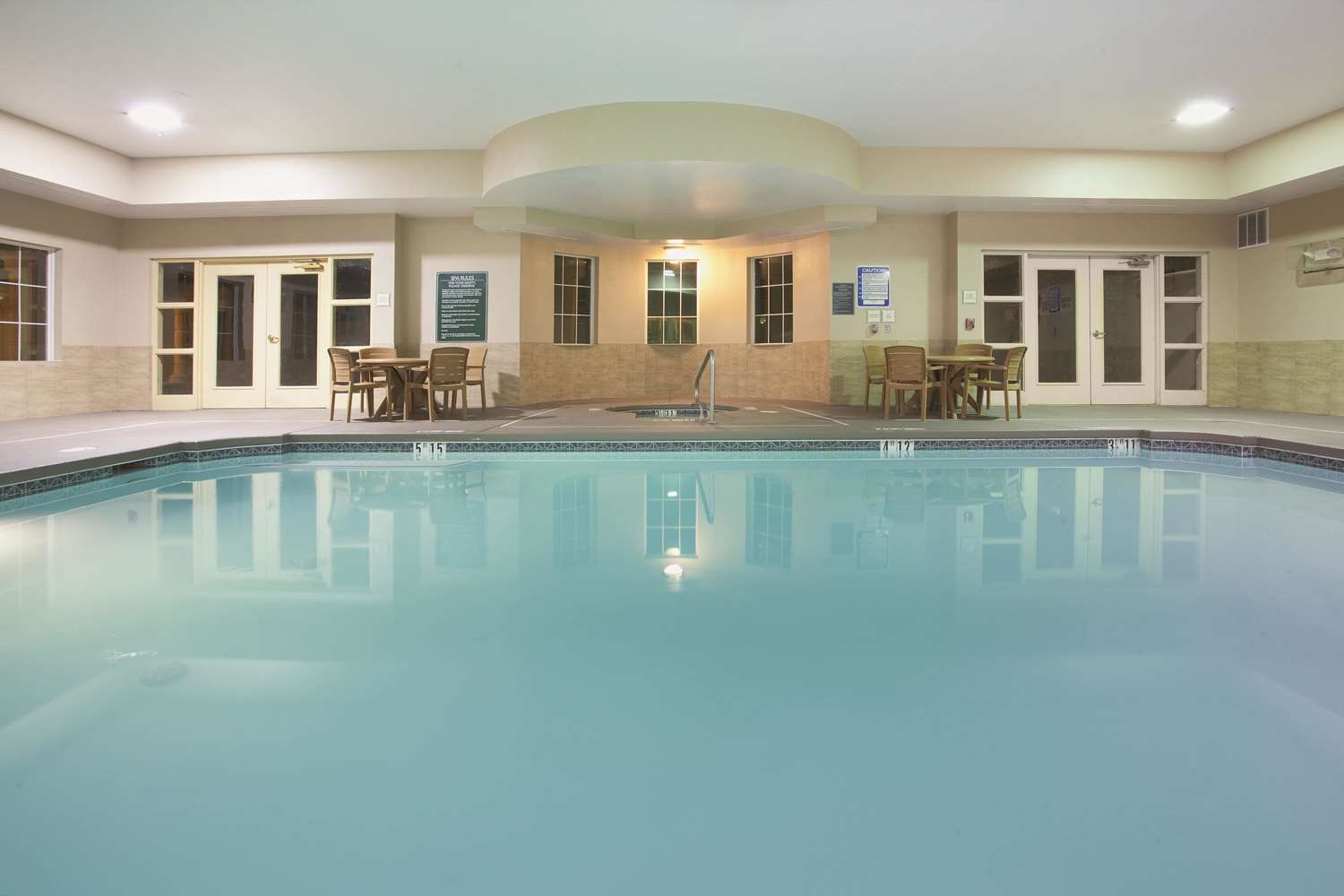 La Quinta Inn & Suites by Wyndham Albuquerque Midtown 7/57
