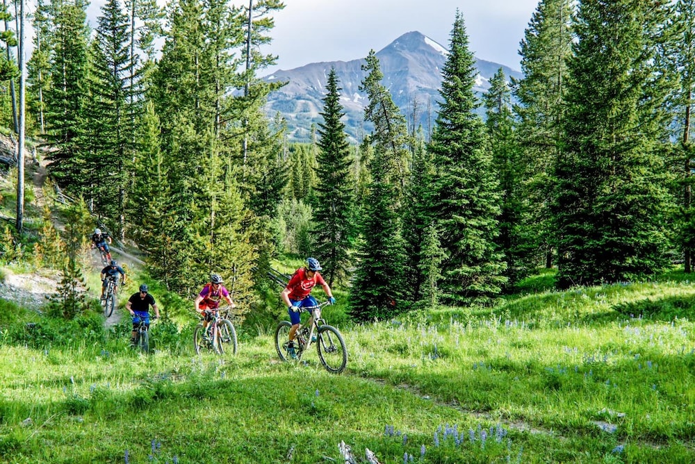 The Village Center At Big Sky Resort 57/70