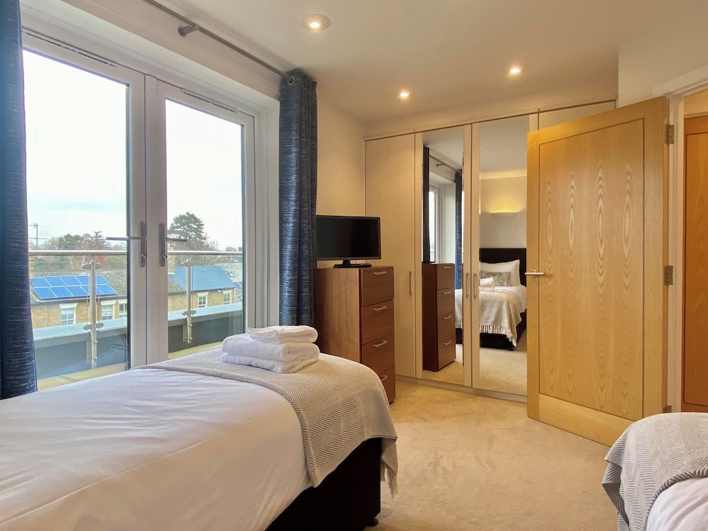 YOUR SPACE APARTMENTS - THE HAMILTONS 22/46