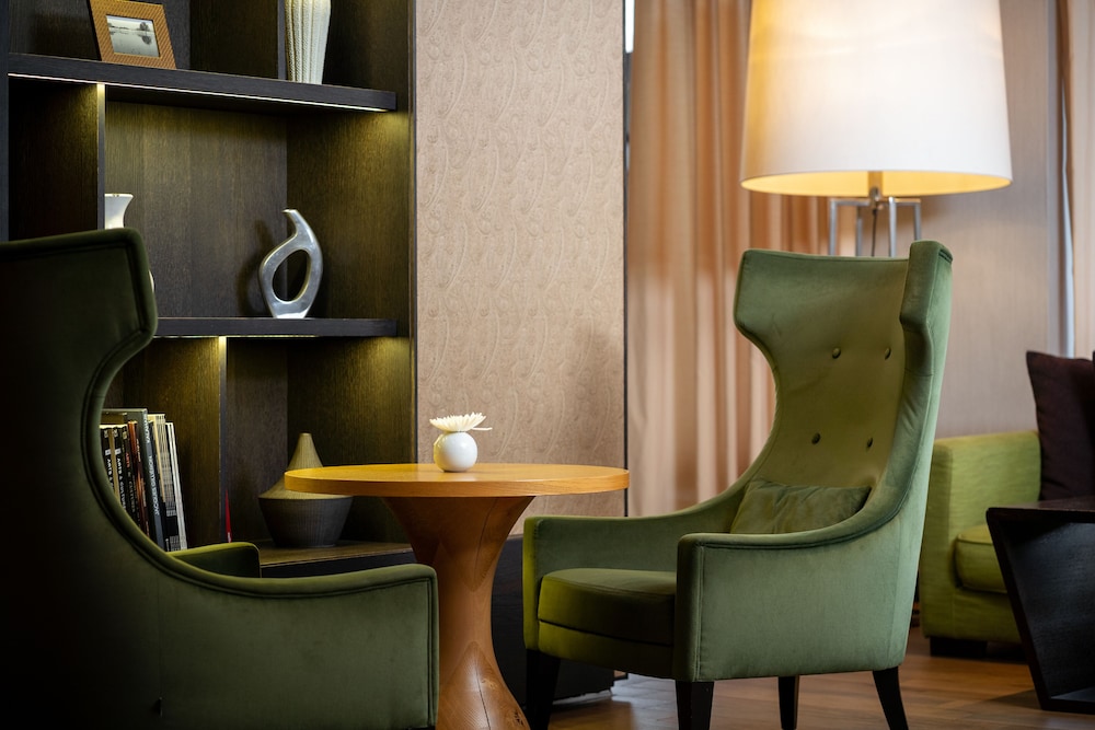 Crowne Plaza Geneva 65/82