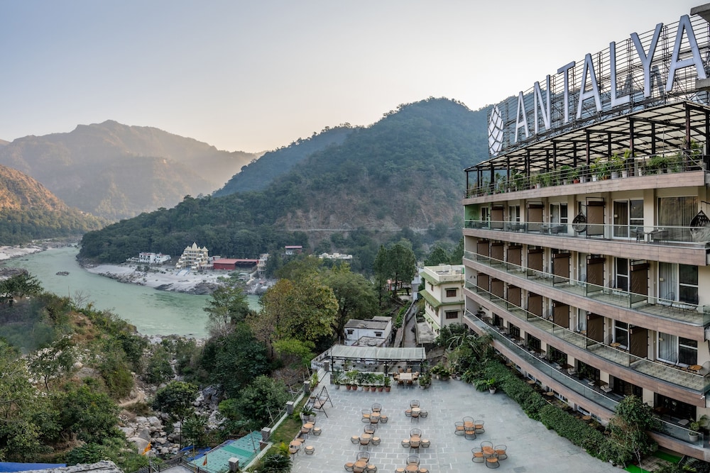 Antalya By Divine Ganga Cottage in NARENDRA NAGAR