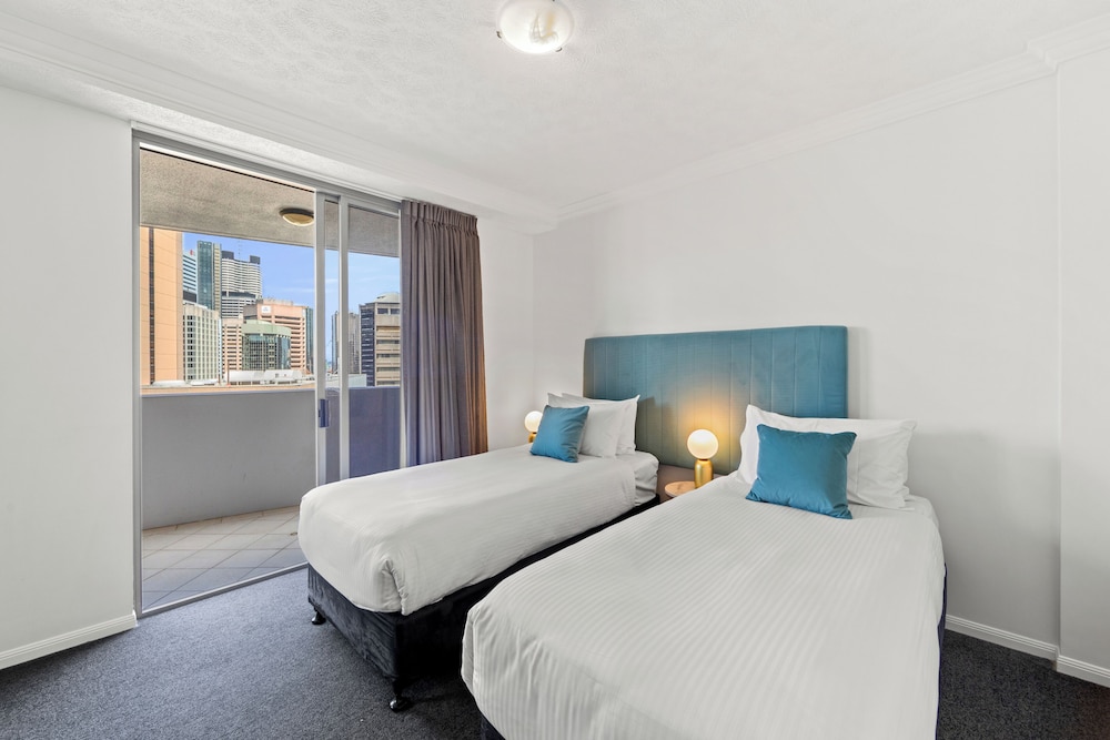 CLLIX Brisbane Central Apartments 12/50