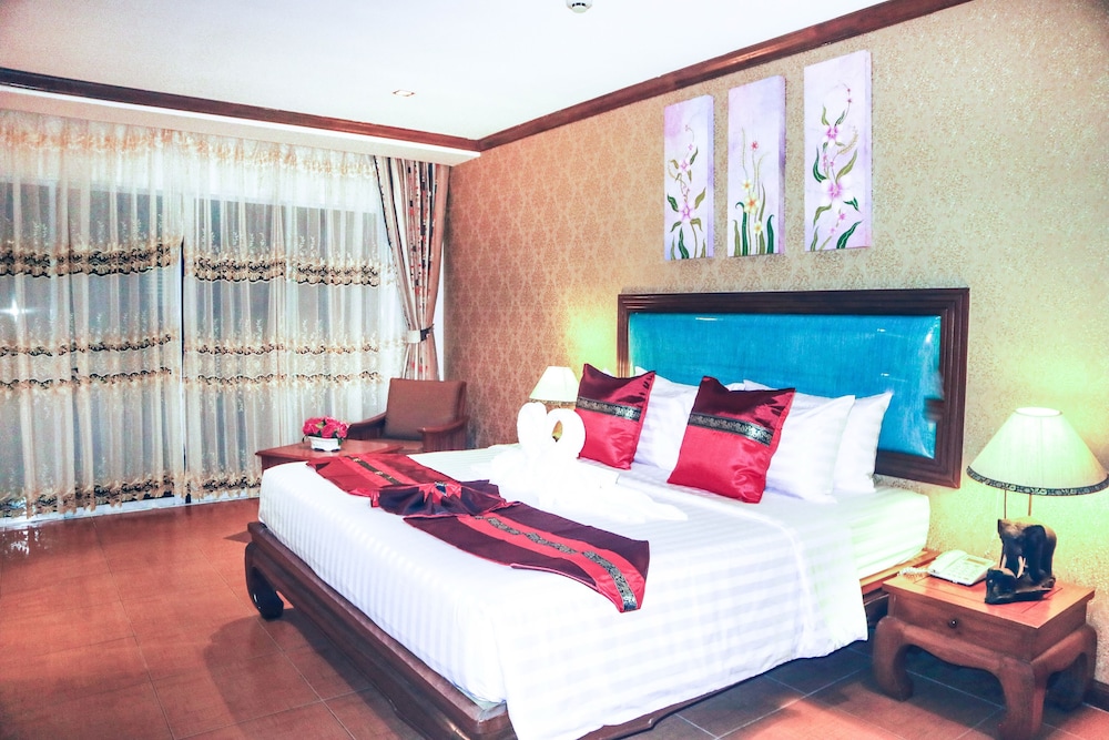 Aiyaree Place Hotel 21/75