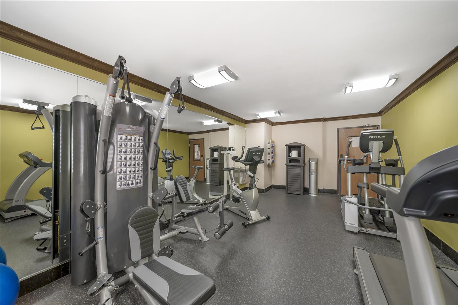 Best Western Antelope Inn & Suites 12/22